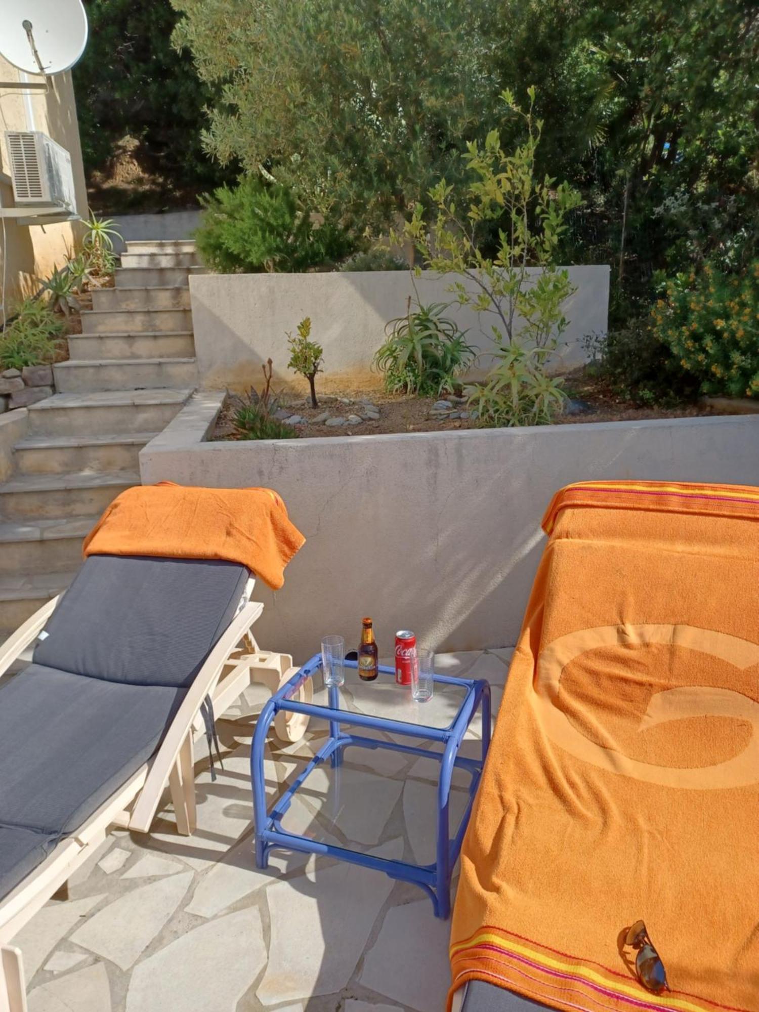 Appartement Rez De Jardin Dans Villa Vue Mer Cavalaire-sur-Mer Exterior photo